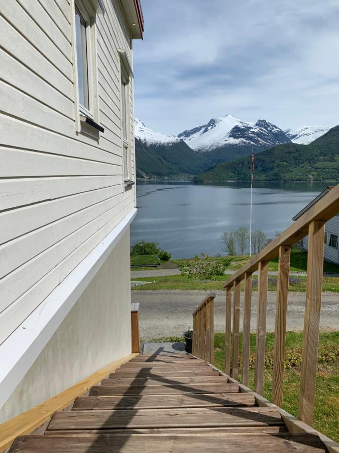 Olden Fjord Apartments Buitenkant foto