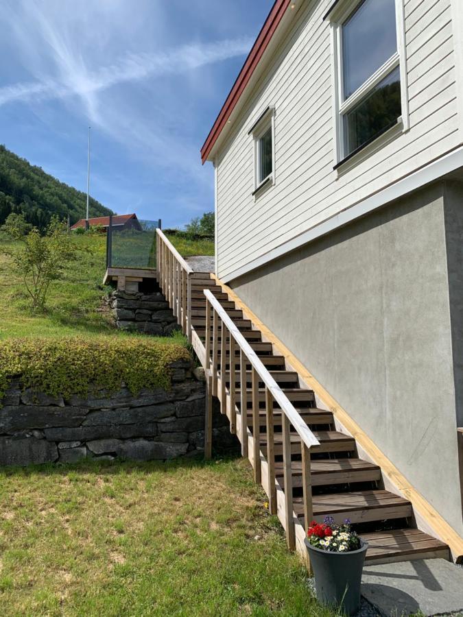 Olden Fjord Apartments Buitenkant foto