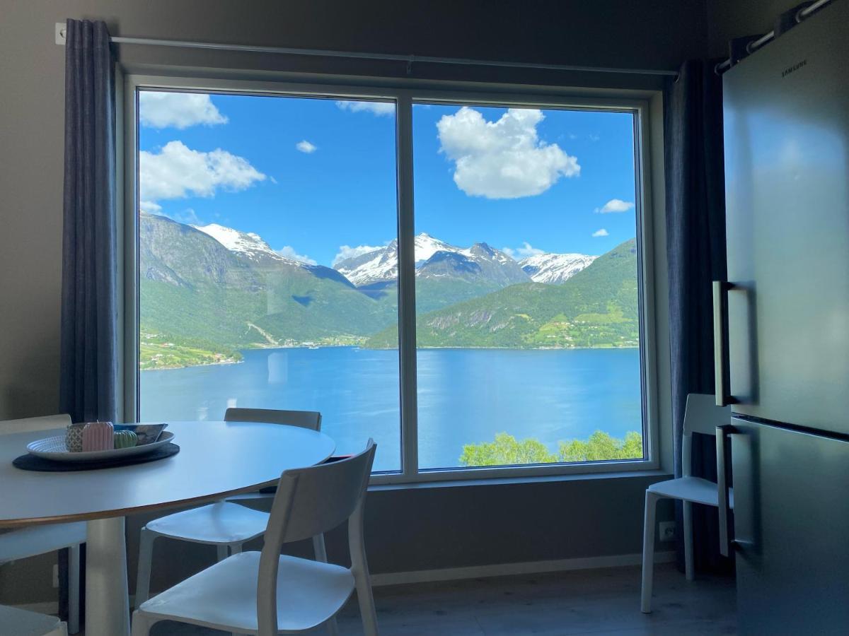 Olden Fjord Apartments Buitenkant foto