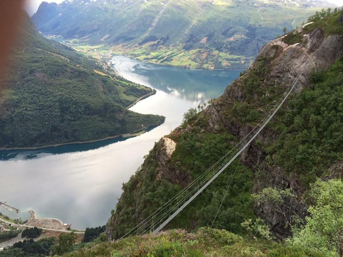 Olden Fjord Apartments Buitenkant foto
